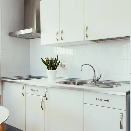 Playa Chica - Cozy & Comfy, Balcony, 2 Min To Beach *