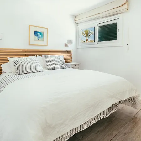 Apartmán Playa Chica - Cozy & Comfy, Balcony, 2 Min To Beach *