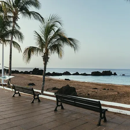 Apartmán Playa Chica - Cozy & Comfy, Balcony, 2 Min To Beach