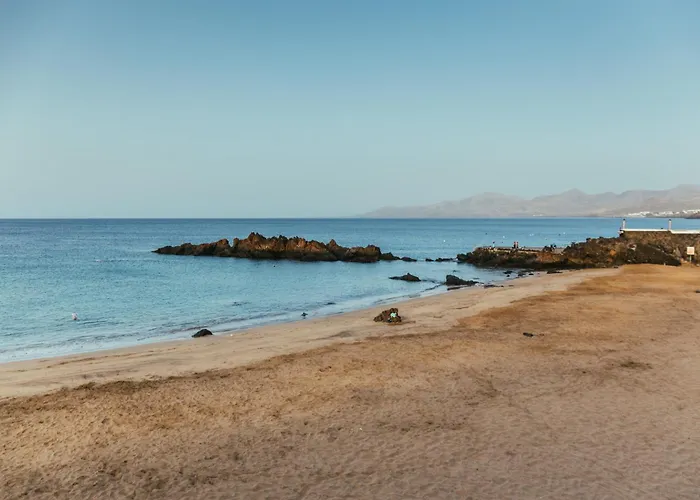 Volcan De Tilama 2 Playa Chica A 2 Min * ティアス